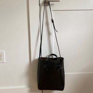 Nisolo black leather shopper
